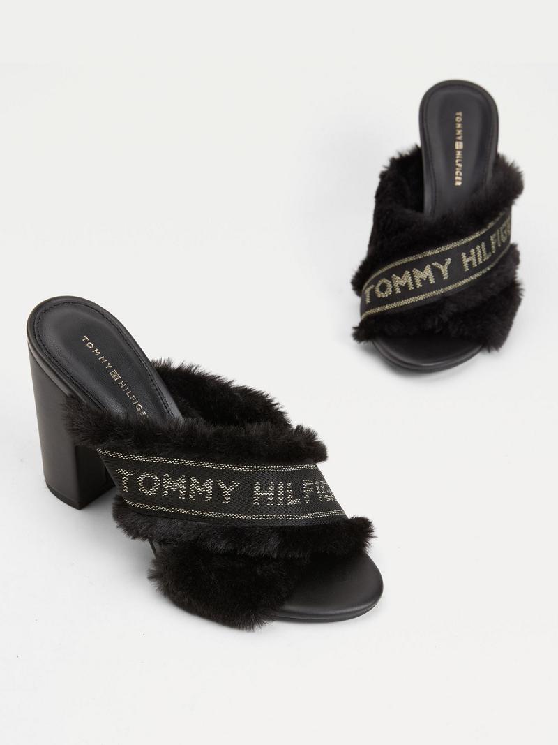 Női Tommy Hilfiger Black Furry Sarkú Sandal Fekete | HU 607RVD